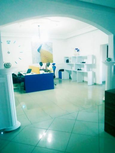 Abidjan immobilier | Appartement à louer dans la zone de Cocody-Riviera à 600 000 FCFA  | Abidjan-Immobilier.net